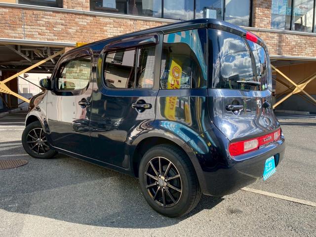 キューブ １５Ｘ　プッシュスタート　スマートキー　アイドリングストップ　純正ナビ　Ｂｌｕｅｔｏｏｔｈ接続　バックカメラ　社外１５インチアルミホイール（4枚目）