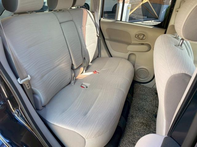 キューブ １５Ｘ　プッシュスタート　スマートキー　アイドリングストップ　純正ナビ　Ｂｌｕｅｔｏｏｔｈ接続　バックカメラ　社外１５インチアルミホイール（16枚目）