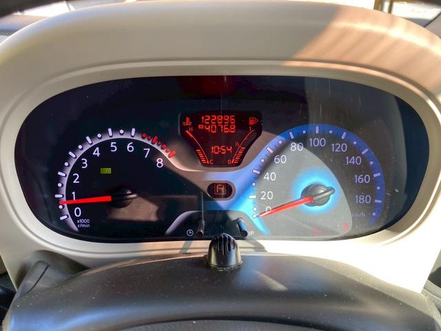 キューブ １５Ｘ　プッシュスタート　スマートキー　アイドリングストップ　純正ナビ　Ｂｌｕｅｔｏｏｔｈ接続　バックカメラ　社外１５インチアルミホイール（30枚目）