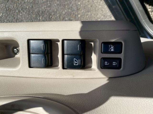 キューブ １５Ｘ　プッシュスタート　スマートキー　アイドリングストップ　純正ナビ　Ｂｌｕｅｔｏｏｔｈ接続　バックカメラ　社外１５インチアルミホイール（32枚目）