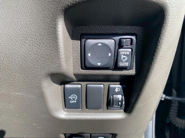 キューブ １５Ｘ　プッシュスタート　スマートキー　アイドリングストップ　純正ナビ　Ｂｌｕｅｔｏｏｔｈ接続　バックカメラ　社外１５インチアルミホイール（33枚目）