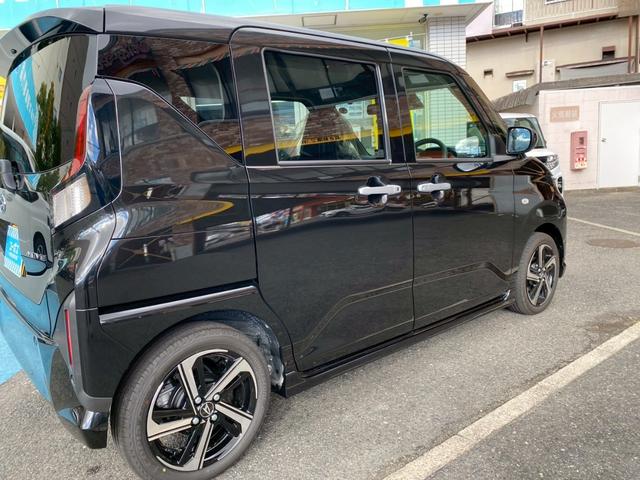 ムーヴ ＲＳ　届出済未使用車　両側電動スライドドア　レーダークルーズ　ＬＥＤヘッドライト前後コーナーセンサー　電動パーキングブレーキ　オートブレーキホールド機能　電動格納ミラー　スマートキー（11枚目）