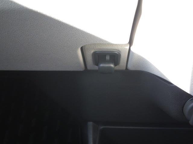 Ｎ－ＢＯＸ ベースグレード　９インチフルセグメモリーナビ・ＨｏｎｄａＣＯＮＮＥＣＴ・急アクセル制御システム・運転席＆助手席シートヒーター・ＥＴＣ・サイドエアバックシステム＋サイドカーテンエアバック・（27枚目）
