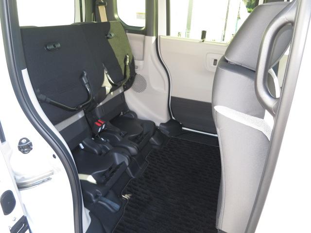 Ｎ－ＢＯＸ ベースグレード　９インチフルセグメモリーナビ・ＨｏｎｄａＣＯＮＮＥＣＴ・急アクセル制御システム・運転席＆助手席シートヒーター・ＥＴＣ・サイドエアバックシステム＋サイドカーテンエアバック・（39枚目）