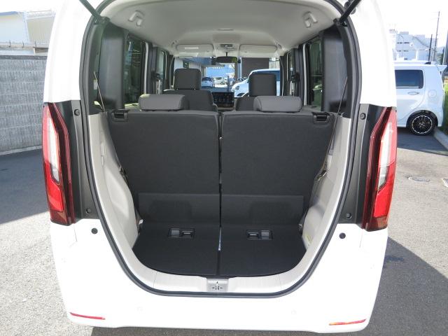 Ｎ－ＢＯＸ ベースグレード　９インチフルセグメモリーナビ・ＨｏｎｄａＣＯＮＮＥＣＴ・急アクセル制御システム・運転席＆助手席シートヒーター・ＥＴＣ・サイドエアバックシステム＋サイドカーテンエアバック・（44枚目）