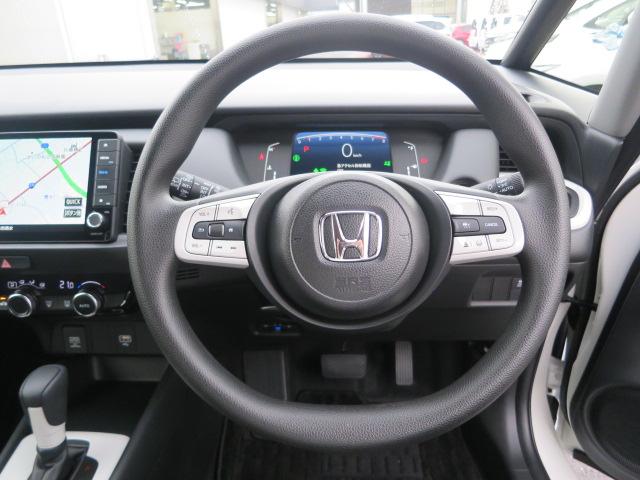 フィット ホーム　ホンダセンシング・フルセグメモリーナビ・前後ドラレコ・ＨｏｎｄａＣＯＮＮＥＣＴ・サイドエアバックシステム＋サイドカーテンエアバック・急アクセル抑制機能・ＥＴＣ（21枚目）