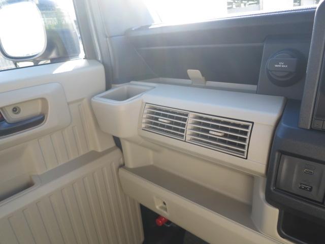 N-VAN e: e:ファン ホンダセンシング・フルセグメモリーナビ・ETC2,0・急速充電ポート(外部給電機能付〈高出力対応〉)・普通充電ポート(外部給電機能付)・フルLEDヘッドライト(19枚目)