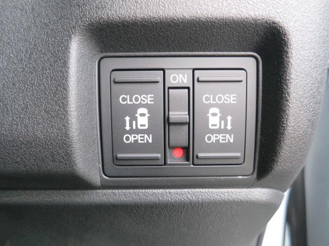 N-BOXカスタム ターボ 弊社元レンタカー/純正ドライブレコーダー前後/純正ナビゲーション/ETC/禁煙車/ホンダセンシング/スマートキー/フロアマット/ドアバイザー/Bluetooth/フルセグ/(16枚目)