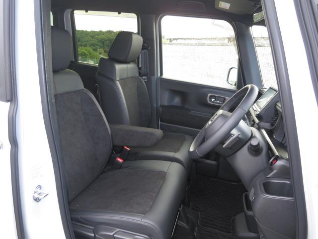 N-BOXカスタム ターボ 弊社元レンタカー/純正ドライブレコーダー前後/純正ナビゲーション/ETC/禁煙車/ホンダセンシング/スマートキー/フロアマット/ドアバイザー/Bluetooth/フルセグ/(31枚目)