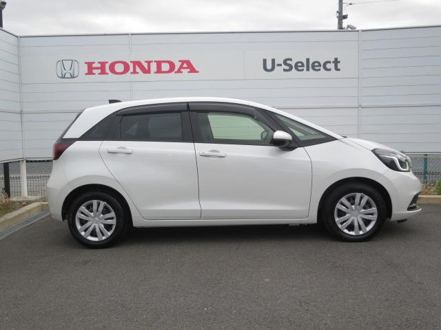 フィット ｅ：ＨＥＶホーム　元弊社元レンタカー／純正ナビゲーション／純正ドライブレコーダー前後／ホンダセンシング／スマートキー／ＥＴＣ／禁煙車／フロアマット／ドアバイザー／急アクセル制御機能／（10枚目）