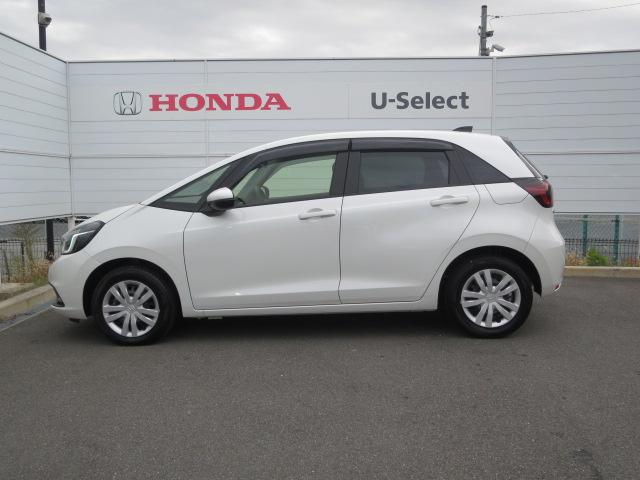 フィット ｅ：ＨＥＶホーム　元弊社元レンタカー／純正ナビゲーション／純正ドライブレコーダー前後／ホンダセンシング／スマートキー／ＥＴＣ／禁煙車／フロアマット／ドアバイザー／急アクセル制御機能／（14枚目）