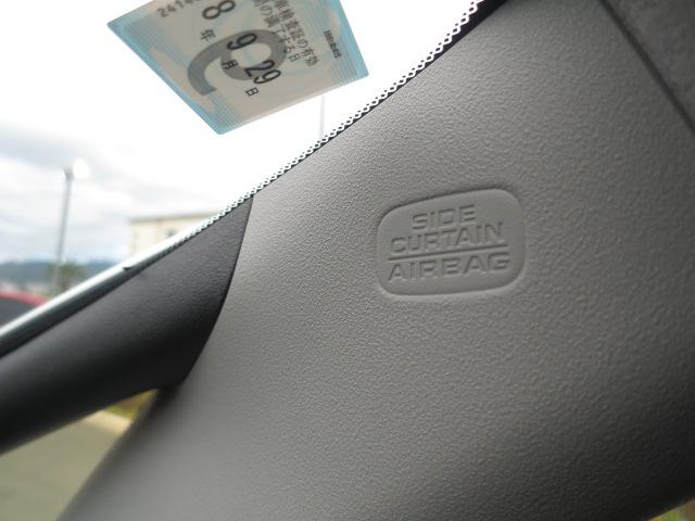 フィット ｅ：ＨＥＶホーム　元弊社元レンタカー／純正ナビゲーション／純正ドライブレコーダー前後／ホンダセンシング／スマートキー／ＥＴＣ／禁煙車／フロアマット／ドアバイザー／急アクセル制御機能／（23枚目）