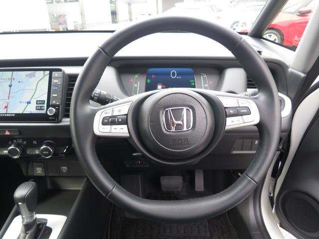 フィット ｅ：ＨＥＶホーム　元弊社元レンタカー／純正ナビゲーション／純正ドライブレコーダー前後／ホンダセンシング／スマートキー／ＥＴＣ／禁煙車／フロアマット／ドアバイザー／急アクセル制御機能／（28枚目）