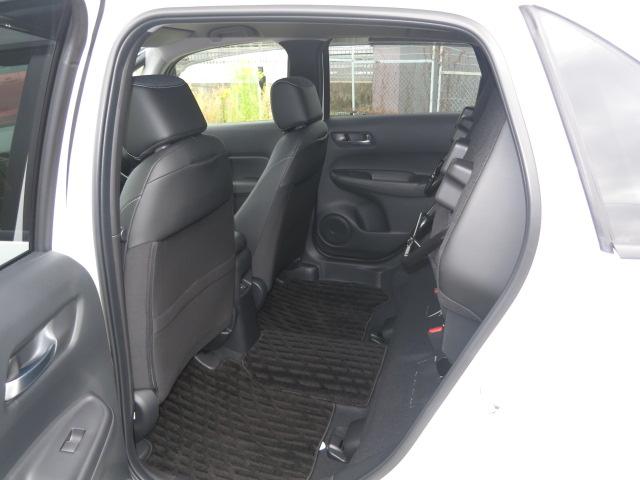 フィット ｅ：ＨＥＶホーム　元弊社元レンタカー／純正ナビゲーション／純正ドライブレコーダー前後／ホンダセンシング／スマートキー／ＥＴＣ／禁煙車／フロアマット／ドアバイザー／急アクセル制御機能／（36枚目）