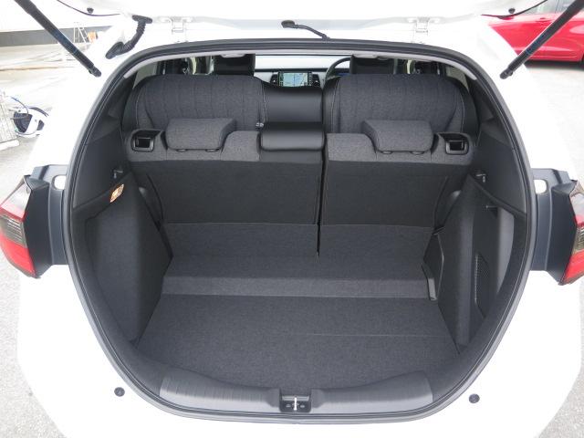 フィット ｅ：ＨＥＶホーム　元弊社元レンタカー／純正ナビゲーション／純正ドライブレコーダー前後／ホンダセンシング／スマートキー／ＥＴＣ／禁煙車／フロアマット／ドアバイザー／急アクセル制御機能／（37枚目）