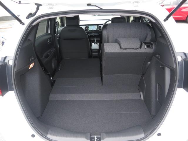 フィット ｅ：ＨＥＶホーム　元弊社元レンタカー／純正ナビゲーション／純正ドライブレコーダー前後／ホンダセンシング／スマートキー／ＥＴＣ／禁煙車／フロアマット／ドアバイザー／急アクセル制御機能／（38枚目）