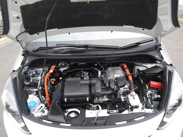 フィット ｅ：ＨＥＶホーム　元弊社元レンタカー／純正ナビゲーション／純正ドライブレコーダー前後／ホンダセンシング／スマートキー／ＥＴＣ／禁煙車／フロアマット／ドアバイザー／急アクセル制御機能／（44枚目）