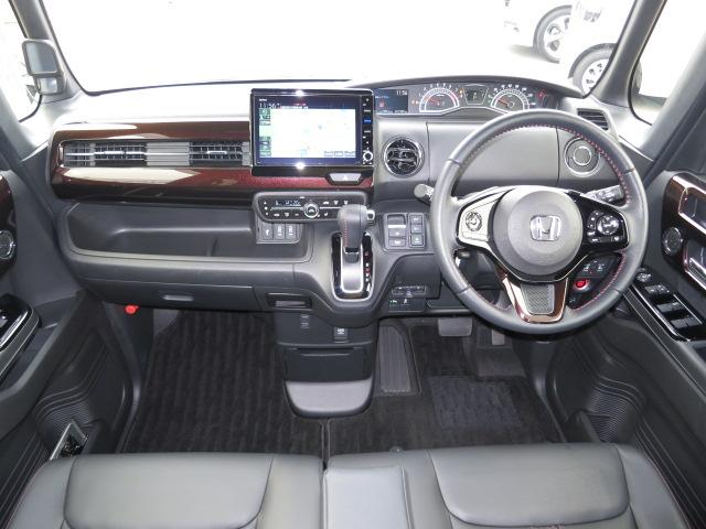 N-BOXカスタム Lターボ ホンダセンシング・フルセグメモリーナビ・前後ドラレコ・ETC・サイドエアバックシステム+サイドカーテンエアバック・両側パワースライドドア・運転席&助手席シートヒーター(2枚目)