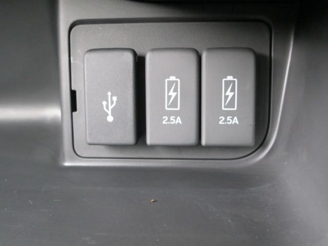 N-BOXカスタム Lターボ ホンダセンシング・フルセグメモリーナビ・前後ドラレコ・ETC・サイドエアバックシステム+サイドカーテンエアバック・両側パワースライドドア・運転席&助手席シートヒーター(20枚目)