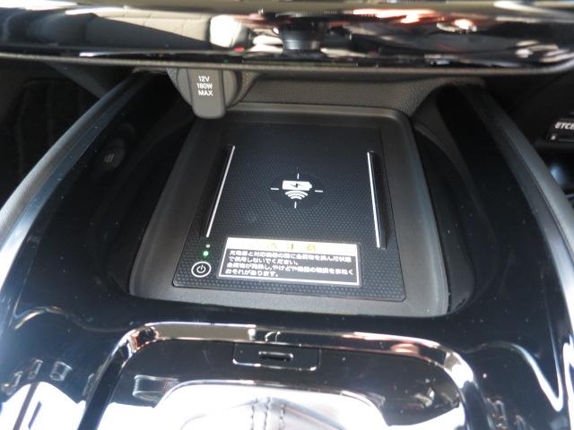 ヴェゼル ｅ：ＨＥＶＺ　ホンダセンシング、ＥＴＣ２，０、前後ドラレコ、シートヒーター、ステアリングヒーター、パワーテールゲート、後席用ＵＳＢチャージャー（Ｔｙｐｅ－Ｃ／２個付）（20枚目）