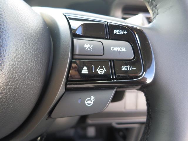 ヴェゼル ｅ：ＨＥＶＺ　ホンダセンシング、ＥＴＣ２，０、前後ドラレコ、シートヒーター、ステアリングヒーター、パワーテールゲート、後席用ＵＳＢチャージャー（Ｔｙｐｅ－Ｃ／２個付）（30枚目）