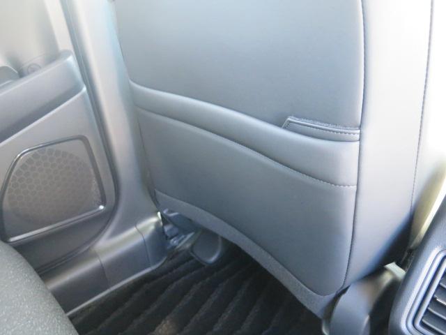 ヴェゼル ｅ：ＨＥＶＺ　ホンダセンシング、ＥＴＣ２，０、前後ドラレコ、シートヒーター、ステアリングヒーター、パワーテールゲート、後席用ＵＳＢチャージャー（Ｔｙｐｅ－Ｃ／２個付）（40枚目）