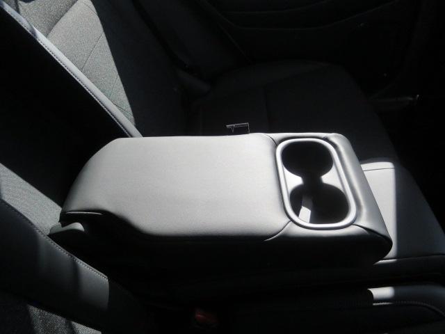 ヴェゼル ｅ：ＨＥＶＺ　ホンダセンシング、ＥＴＣ２，０、前後ドラレコ、シートヒーター、ステアリングヒーター、パワーテールゲート、後席用ＵＳＢチャージャー（Ｔｙｐｅ－Ｃ／２個付）（41枚目）