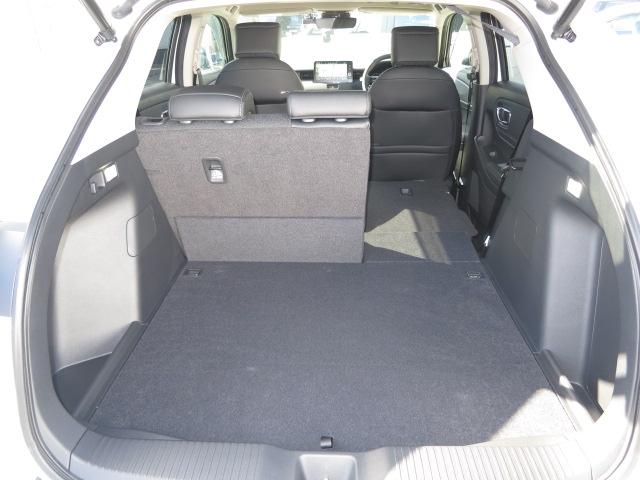 ヴェゼル ｅ：ＨＥＶＺ　ホンダセンシング、ＥＴＣ２，０、前後ドラレコ、シートヒーター、ステアリングヒーター、パワーテールゲート、後席用ＵＳＢチャージャー（Ｔｙｐｅ－Ｃ／２個付）（45枚目）