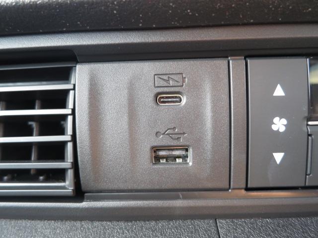 Ｎ－ＢＯＸカスタム ターボ　ホンダセンシング・フルセグメモリーナビ・前後ドラレコ・ＨｏｎｄａＣＯＮＮＥＣＴ・運転席＆助手席シートヒーター・電子パーキングシステム・サイドエアバックシステム＋サイドカーテンエアバック・（19枚目）