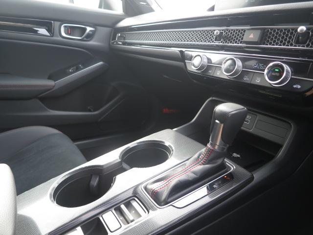 シビック ＥＸ　ホンダセンシング・フルセグメモリーナビ・前後ドラレコ・ＥＴＣ２，０・運転席、助手席パワーシート・ＢＯＳＥプレミアムサウンドシステム（１２）スピーカー・ブラインドスポットインフォメーション（31枚目）