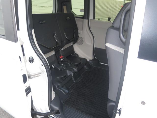 N-BOX ベースグレード ホンダセンシング・フルセグメモリーナビ・ETC・運転席&助手席シートヒーター・HondaCONNECT・充電用USBジャック(Type-C〈3A〉)・サイドエアバック+サイドカーテンエアバック(21枚目)