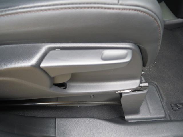 N-BOXカスタム ターボ ホンダセンシング・8インチディスプレイオーディオ・両側パワースライドドア・電子パーキングシステム・運転席&助手席シートヒーター・無限フロントリップスポイラー、(25枚目)