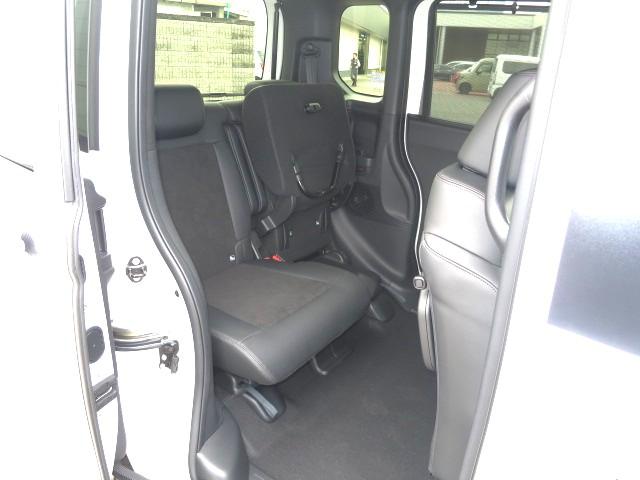 N-BOXカスタム ターボ ホンダセンシング・8インチディスプレイオーディオ・両側パワースライドドア・電子パーキングシステム・運転席&助手席シートヒーター・無限フロントリップスポイラー、(29枚目)