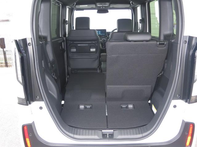 N-BOXカスタム ターボ ホンダセンシング・8インチディスプレイオーディオ・両側パワースライドドア・電子パーキングシステム・運転席&助手席シートヒーター・無限フロントリップスポイラー、(32枚目)