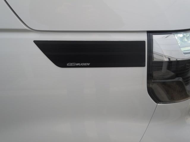 N-BOXカスタム ターボ ホンダセンシング・8インチディスプレイオーディオ・両側パワースライドドア・電子パーキングシステム・運転席&助手席シートヒーター・無限フロントリップスポイラー、(38枚目)