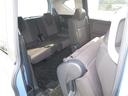 リアシートもゆとりのある足元です。