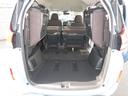 ３列目シートを折りたたむと居住性もある広い荷室です。