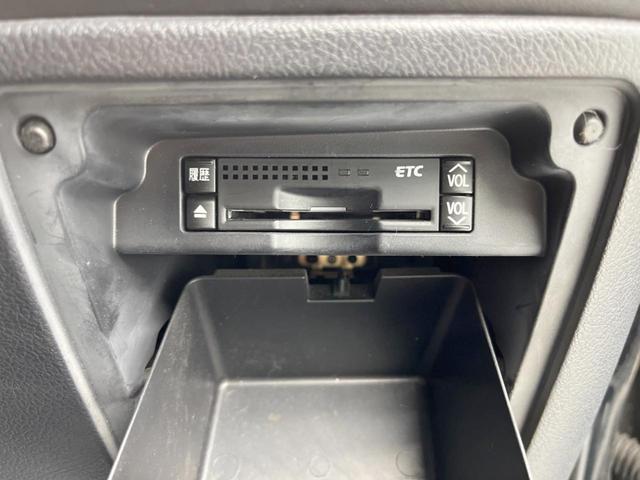 Si 純正SDナビ フリップダウンモニター 禁煙車 電動スライド バックカメラ Bluetooth接続 HIDヘッドライト ETC フルセグ DVD再生 スマートキー 盗難防止システム プライバシーガラス(7枚目)