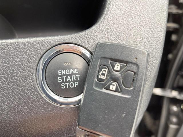 Si 純正SDナビ フリップダウンモニター 禁煙車 電動スライド バックカメラ Bluetooth接続 HIDヘッドライト ETC フルセグ DVD再生 スマートキー 盗難防止システム プライバシーガラス(8枚目)