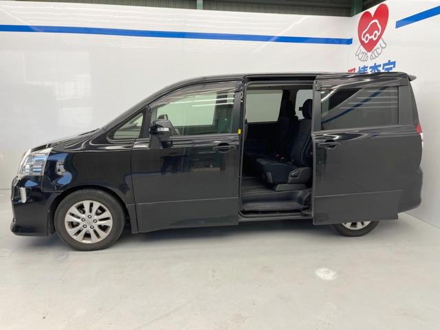 Si 純正SDナビ フリップダウンモニター 禁煙車 電動スライド バックカメラ Bluetooth接続 HIDヘッドライト ETC フルセグ DVD再生 スマートキー 盗難防止システム プライバシーガラス(19枚目)