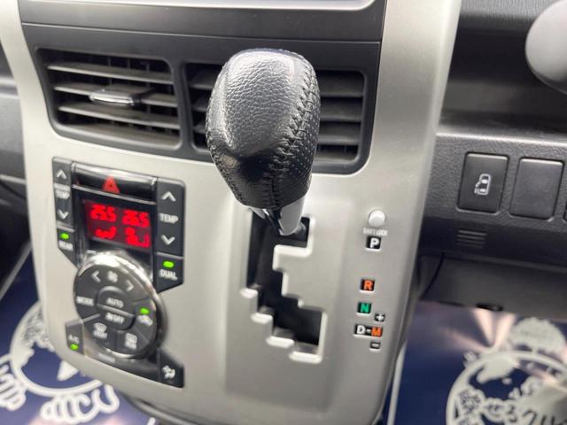 Si 純正SDナビ フリップダウンモニター 禁煙車 電動スライド バックカメラ Bluetooth接続 HIDヘッドライト ETC フルセグ DVD再生 スマートキー 盗難防止システム プライバシーガラス(27枚目)