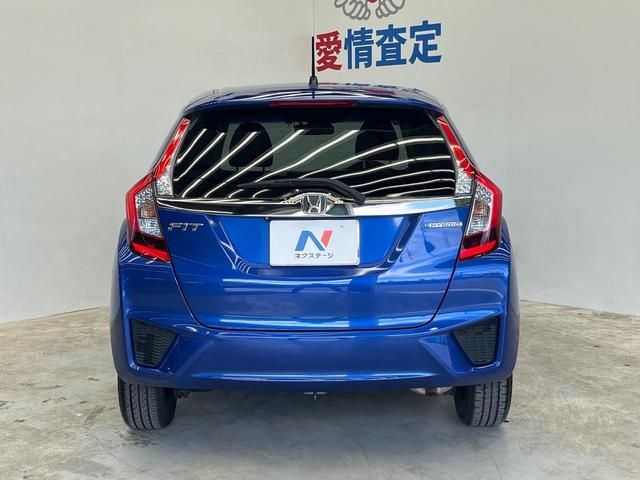 フィットハイブリッド Fパッケージ 禁煙車 純正SDナビ バックカメラ ドラレコ スマートキー ETC オートエアコン 横滑り防止装置 運転席アームレスト 電動格納ミラー シートリフター プライバシーガラス CD(15枚目)