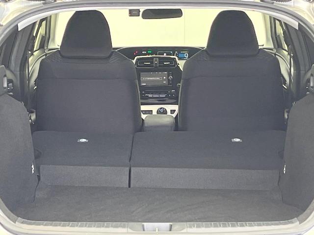 プリウス E トヨタセーフティセンス 純正SDナビ バックカメラ レーダークルーズ ETC Bluetooth スマートキー LEDヘッドライト ステアリングスイッチ 盗難防止装置 横滑防止装置 オートライト(10枚目)