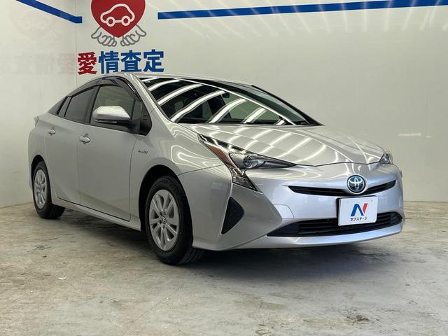 プリウス E トヨタセーフティセンス 純正SDナビ バックカメラ レーダークルーズ ETC Bluetooth スマートキー LEDヘッドライト ステアリングスイッチ 盗難防止装置 横滑防止装置 オートライト(16枚目)