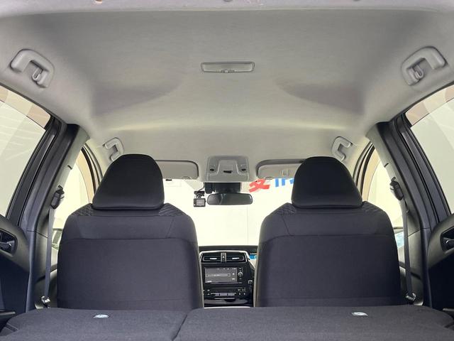 プリウス E トヨタセーフティセンス 純正SDナビ バックカメラ レーダークルーズ ETC Bluetooth スマートキー LEDヘッドライト ステアリングスイッチ 盗難防止装置 横滑防止装置 オートライト(30枚目)