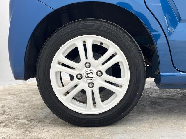 Ｎ－ＢＯＸ＋ ２トーンカラースタイル　Ｇ　ＳＳパッケージ　両側電動スライドドア　純正ナビ　バックカメラ　ＥＴＣ　スマートキー　２トーンカラー　オートエアコン　ＣＤ再生　地デジ　盗難防止装置　プライバシーガラス　横滑防止装置（13枚目）