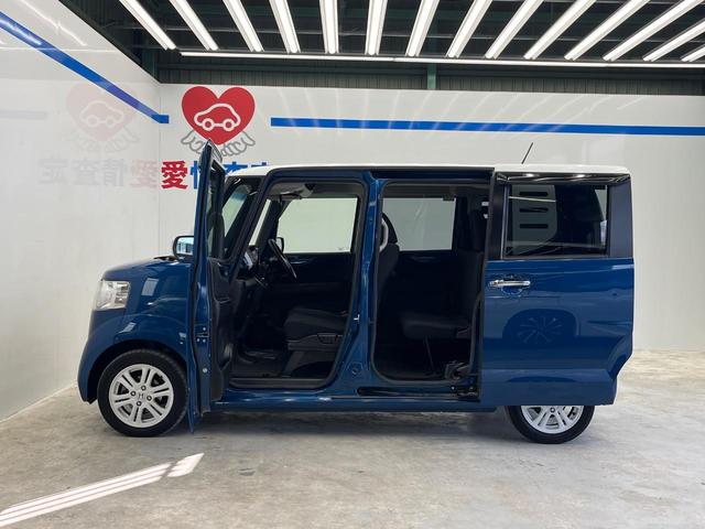 Ｎ－ＢＯＸ＋ ２トーンカラースタイル　Ｇ　ＳＳパッケージ　両側電動スライドドア　純正ナビ　バックカメラ　ＥＴＣ　スマートキー　２トーンカラー　オートエアコン　ＣＤ再生　地デジ　盗難防止装置　プライバシーガラス　横滑防止装置（25枚目）