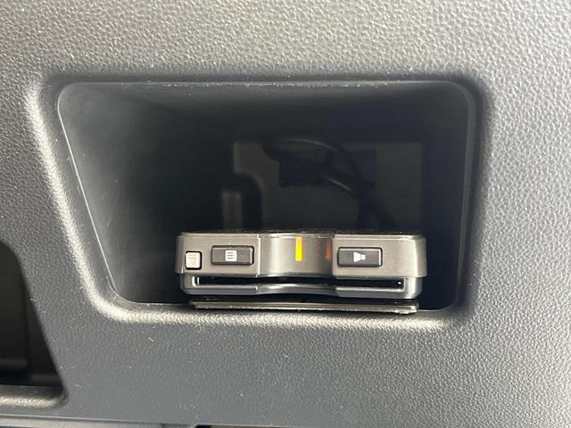 ムーヴキャンバス Xリミテッドメイクアップ SAII 両側電動ドア バックカメラ 衝突被害軽減システム コーナーセンサー スマートキー ビルトインETC オートライト オートエアコン Bluetooth CD DVD再生 フルセグ(6枚目)