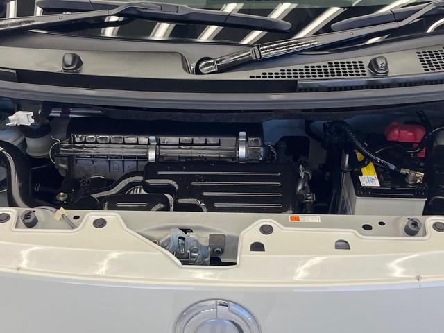 ムーヴキャンバス Xリミテッドメイクアップ SAII 両側電動ドア バックカメラ 衝突被害軽減システム コーナーセンサー スマートキー ビルトインETC オートライト オートエアコン Bluetooth CD DVD再生 フルセグ(18枚目)