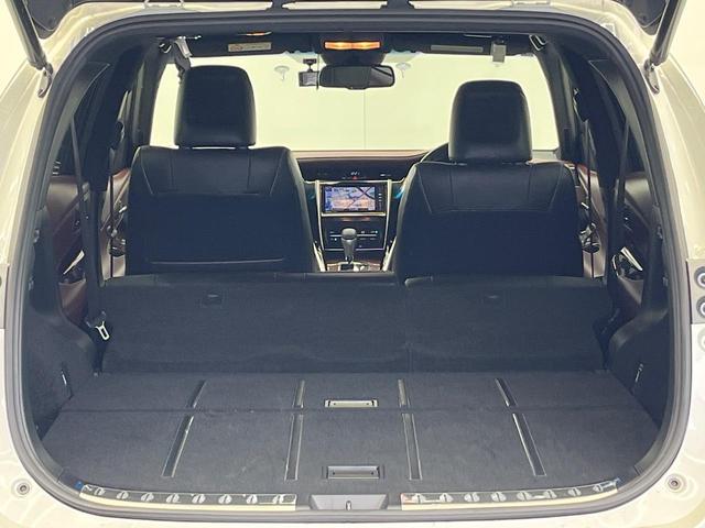 ハリアー プレミアム SDナビ 衝突被害軽減装置 禁煙車 パワーバックドア ハーフレザーシート パワーシート スマートキー LEDヘッド ETC クルコン オートマチックハイビーム 車線逸脱警報 オートライト(10枚目)